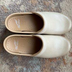 Dansko clogs. Size 37. Sand colored.